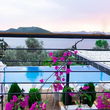 The Luxury Shelters Vendégház Kaş