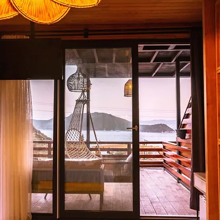 Vendégház The Luxury Shelters 3*